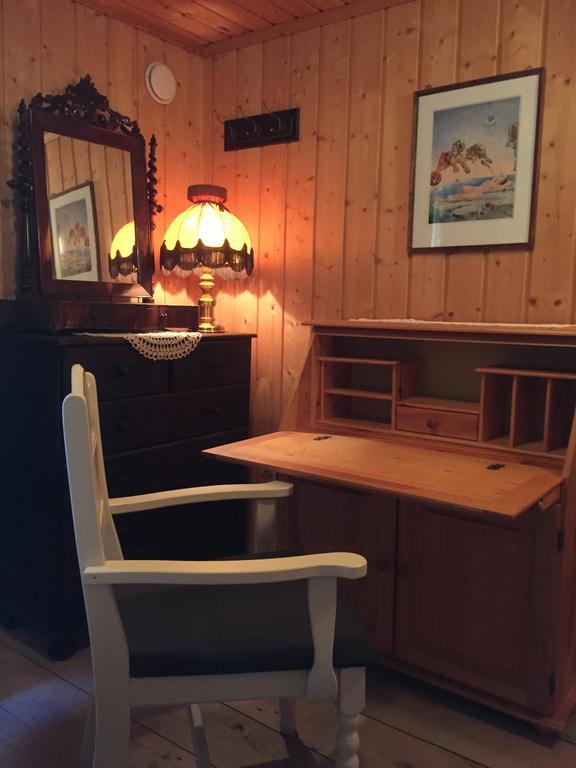 Kvaale Gard Villa Lom Room photo