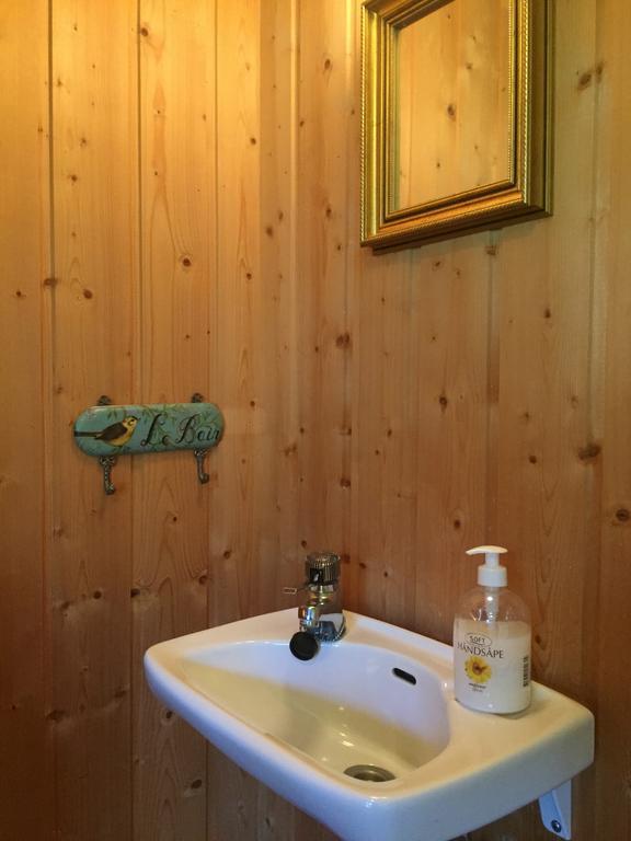 Kvaale Gard Villa Lom Room photo